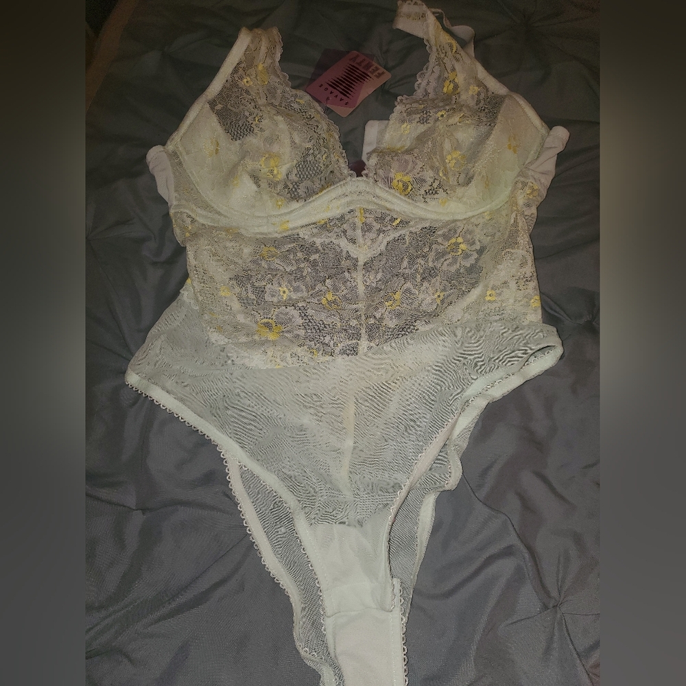 NWT savage x fenty lace teddy in mint green